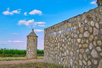Dehesa del Carrizal. Bodega de vinos de pago con visitas, cata y comida a cinco minutos de Mirador de la Fuente. Dehesa del Carrizal. Bodega de vinos de pago con visitas, cata y comida a cinco minutos de Mirador de la Fuente.