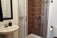 Baño con ducha de Mirador de la Fuente Baño con ducha de Mirador de la Fuente