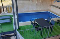 Piscina privada de la casa rural Piscina privada de la casa rural